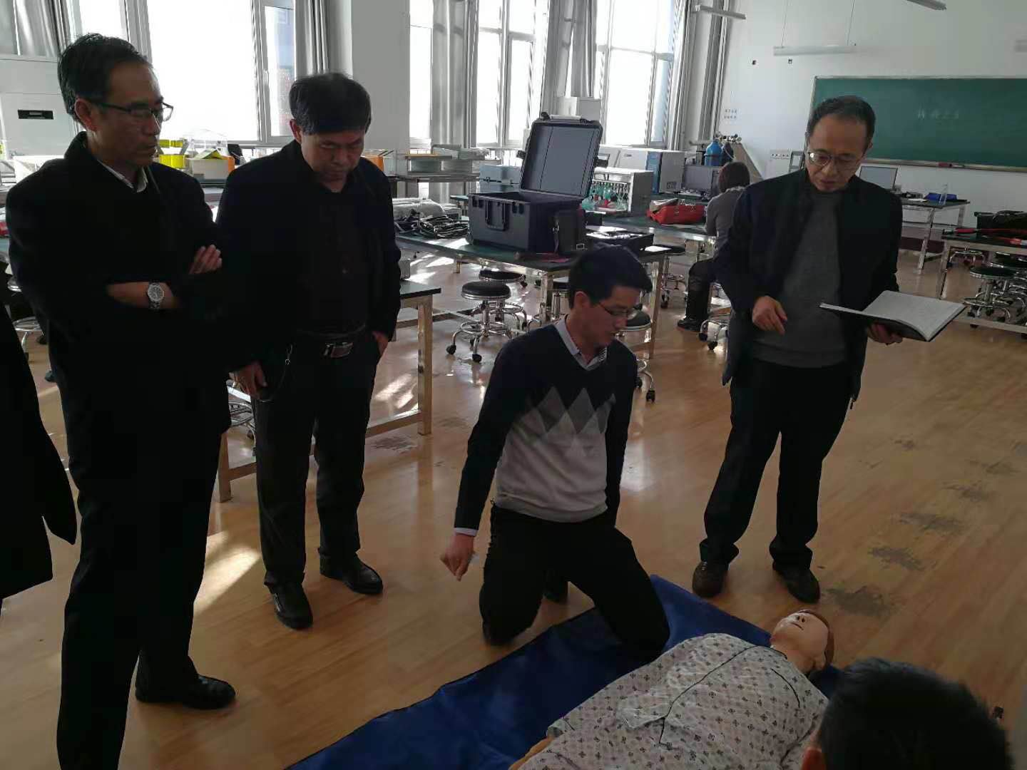 微信图片_20181031180919.jpg 微信图片_20181031180919.jpg